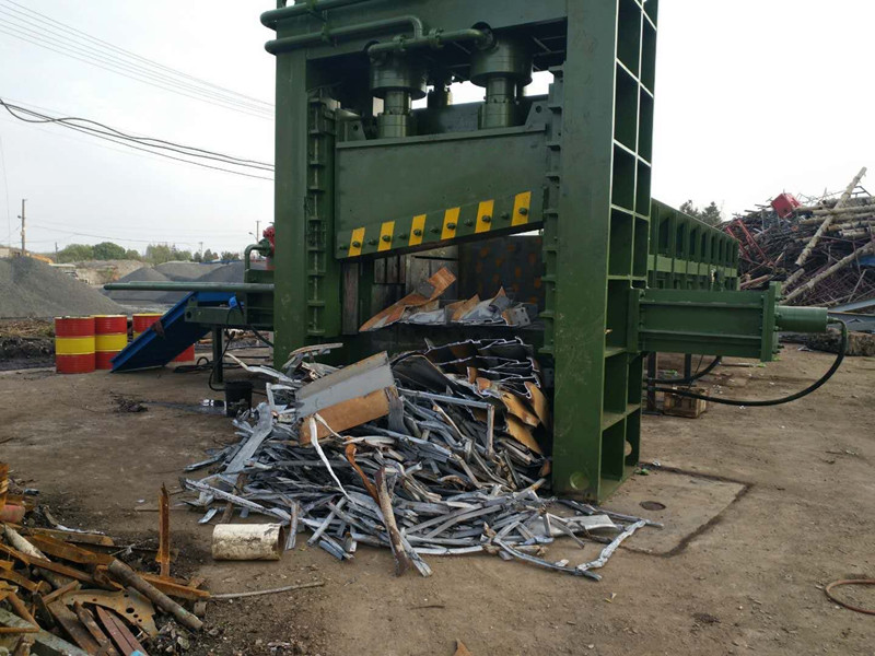 Hydraulic Guillotine Scrap Shear